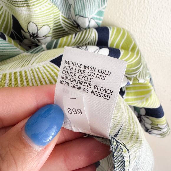 Panama Jack Blue + Green Palm Leaf Print V Neck Short Sleeve Top - 3X - Picture 5 of 7